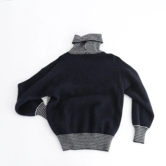 Vintage Richard & Co. Two Piece Black & Purple Turtleneck Sweater & Skirt Set S - Picture 15 of 15